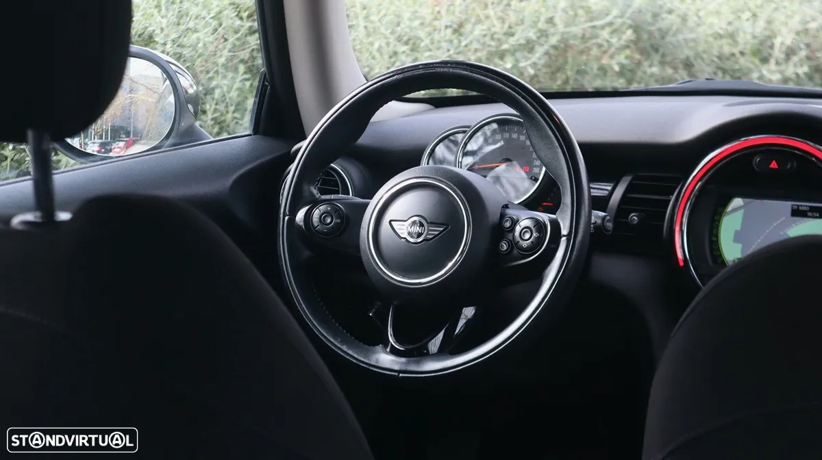 MINI 3 Portas Cooper D Aut. - 20