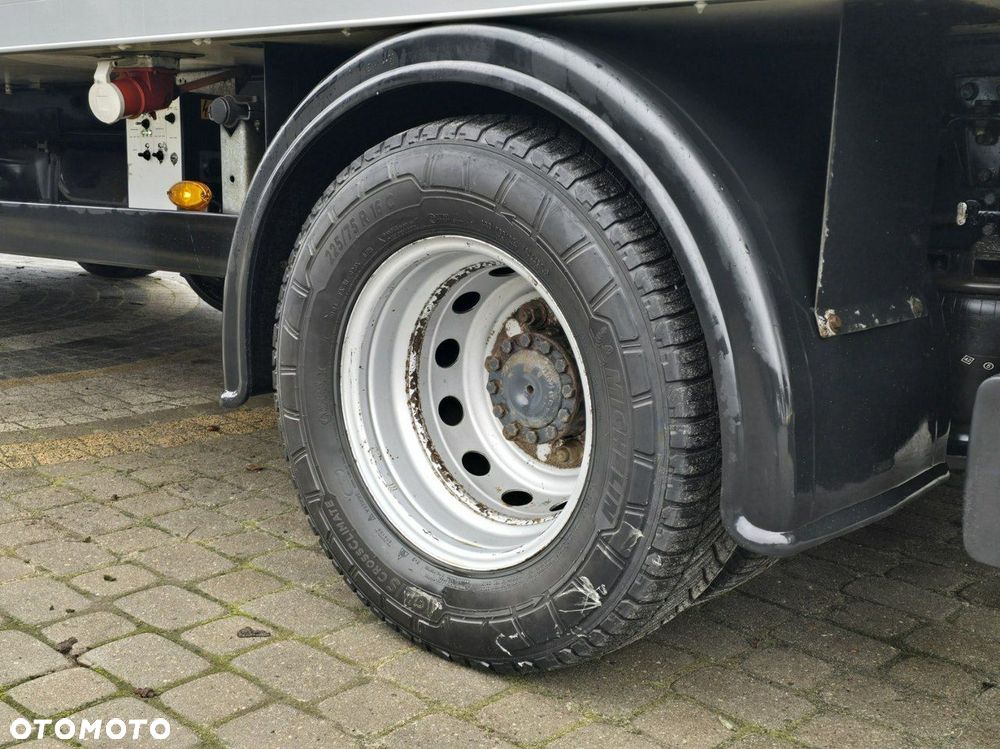 Iveco Daily 65C18 3.0 HI-MATIC / Chłodnia Mroźnia - 14