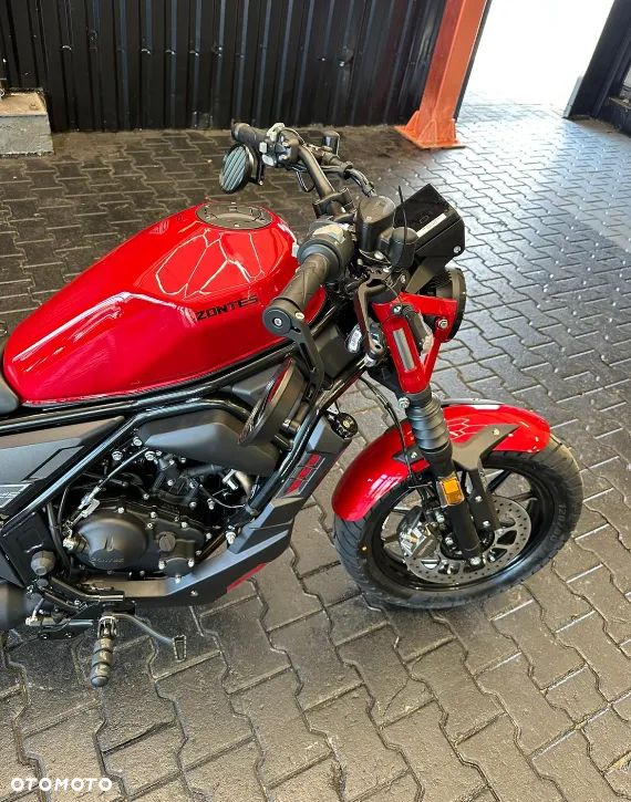 Zontes 125 C2 - 8