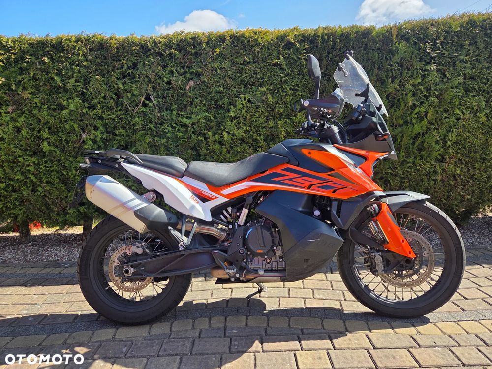 KTM Adventure - 10