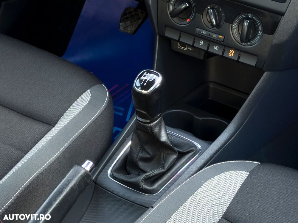 Skoda RAPID 1.0 TSI Active - 9