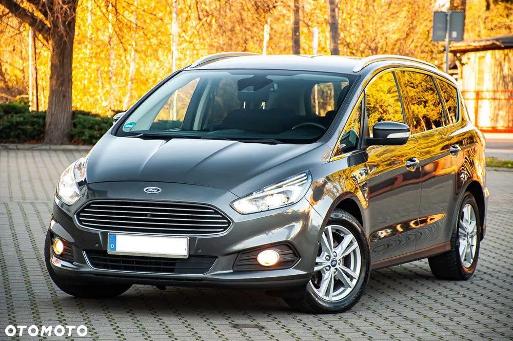 Ford S-Max 2.0 TDCi Titanium PowerShift - 6