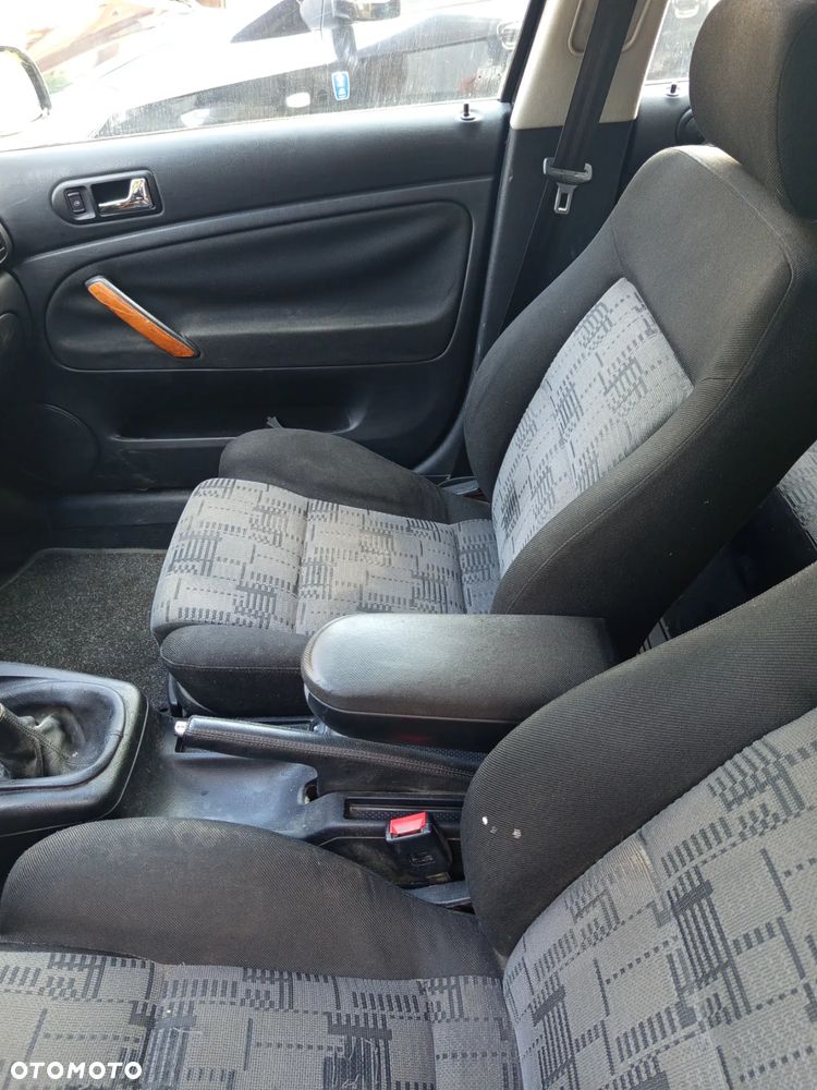 Volkswagen Passat 1.9 TDI - 3