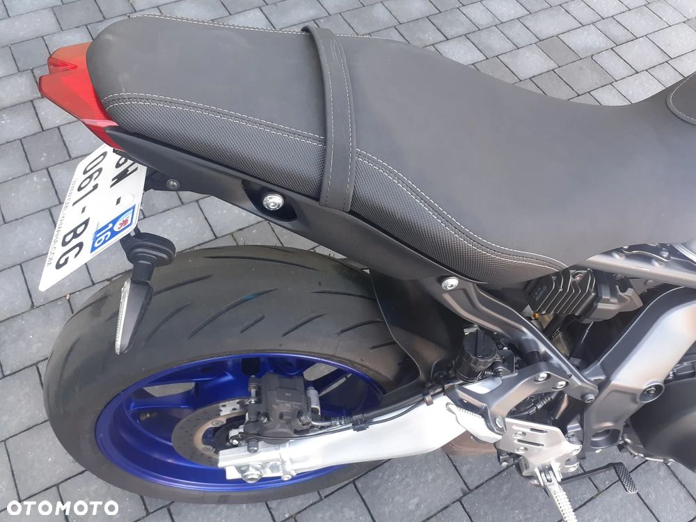 Yamaha MT - 6