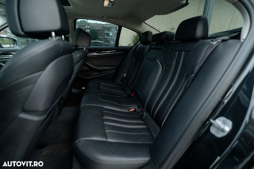 BMW Seria 5 520d Efficient Dynamics Edition Aut. Luxury Line - 31