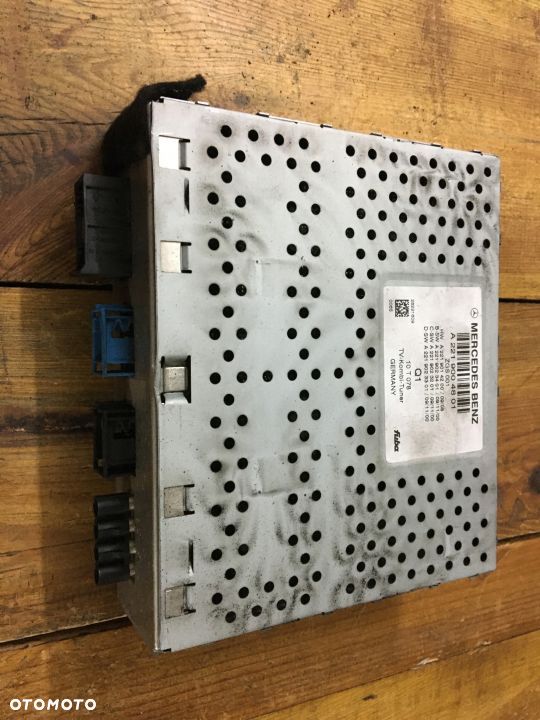 MERCEDES 221 modul tuner tv A 2219004801 - 1