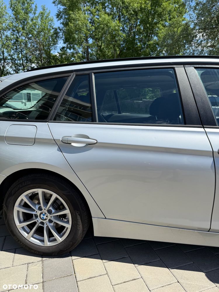 BMW Seria 3 318d Sport Line - 7
