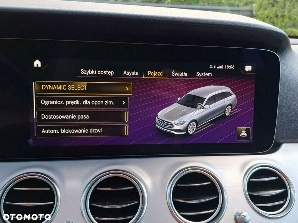 Mercedes-Benz Klasa E 300 de 9G-TRONIC - 32
