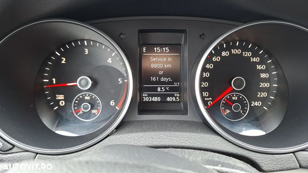 Volkswagen Golf 2.0 TDI DPF Highline - 22