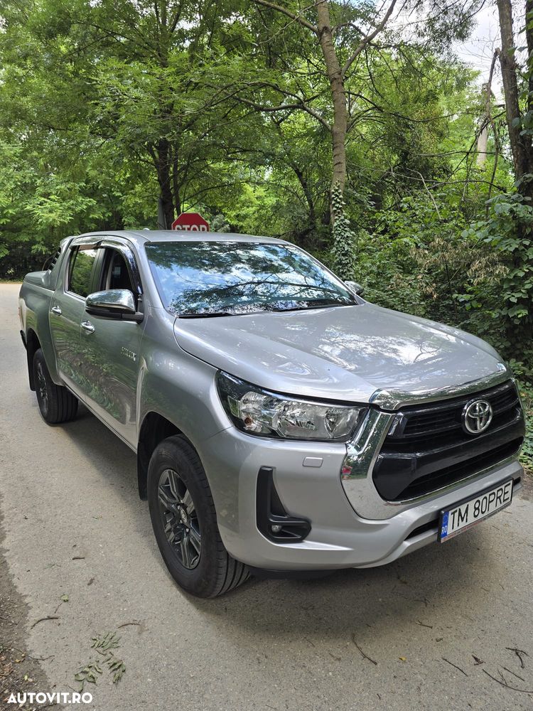 Toyota Hilux 2.8D 204CP 4x4 Double Cab AT GR Sport - 2