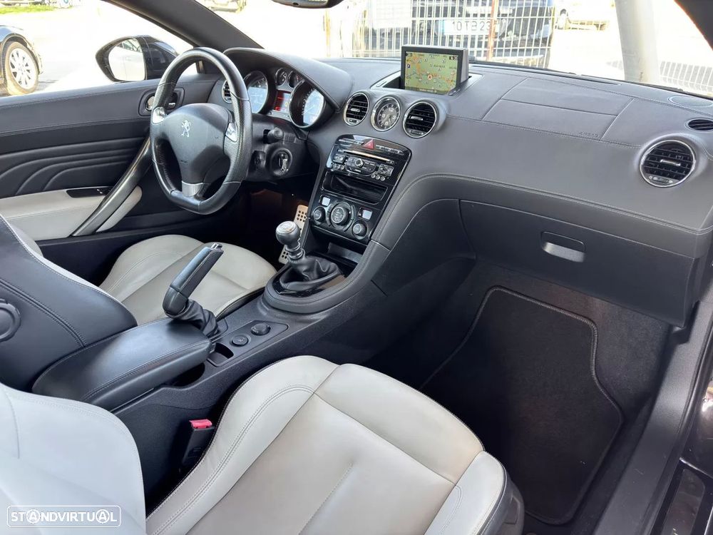 Peugeot RCZ 2.0 HDi - 15