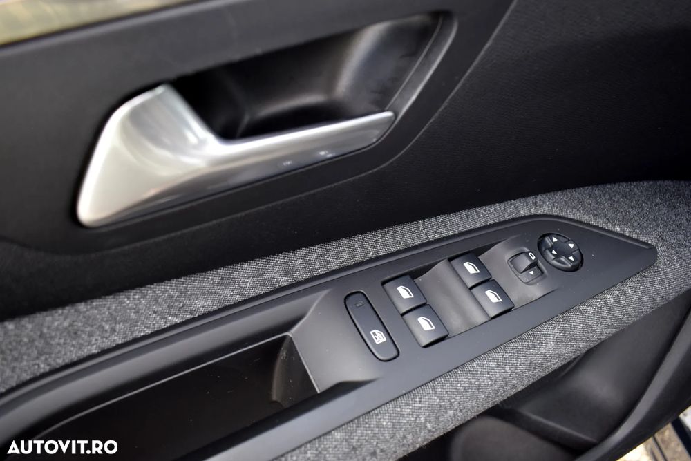 Peugeot 3008 PureTech 130 Stop & Start Access - 14