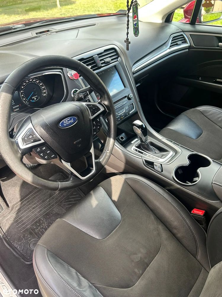 Ford Mondeo 2.0 TDCi Titanium PowerShift - 16