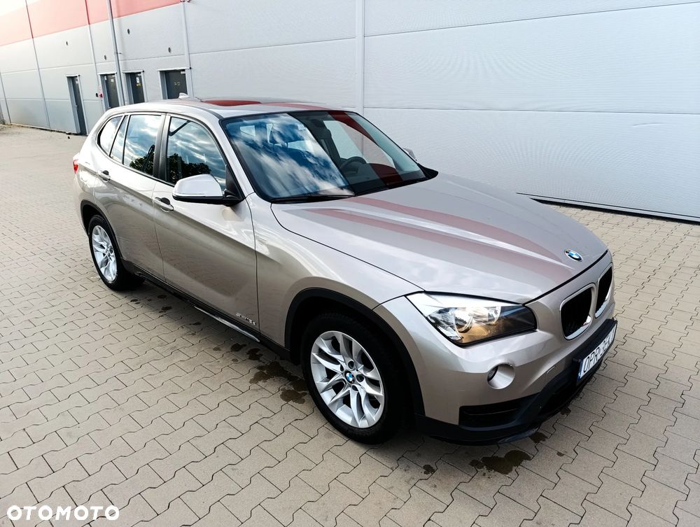 BMW X1 sDrive18d Sport Line - 13