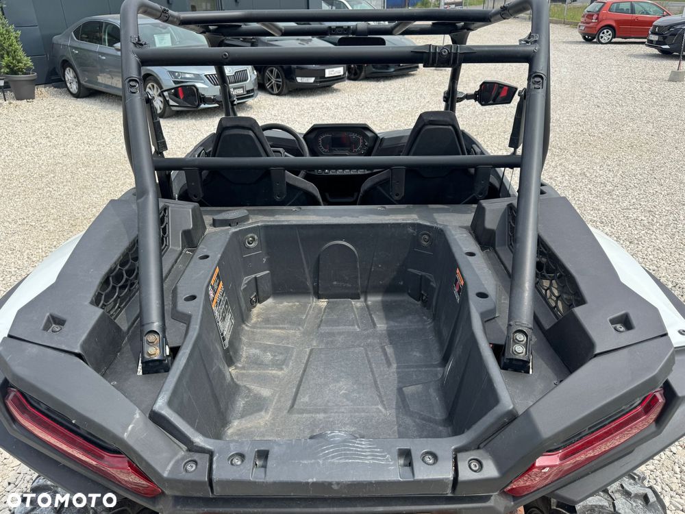Polaris RZR - 14