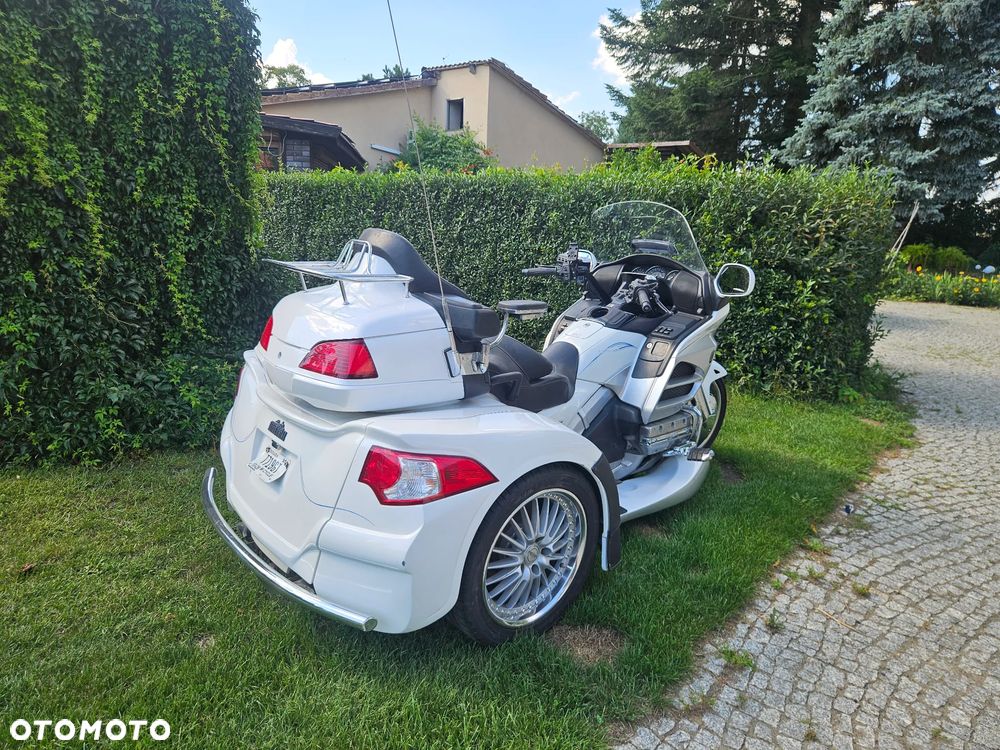 Honda GL - 4