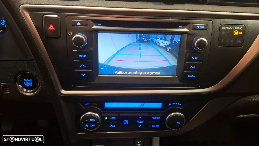 Toyota Auris - 16