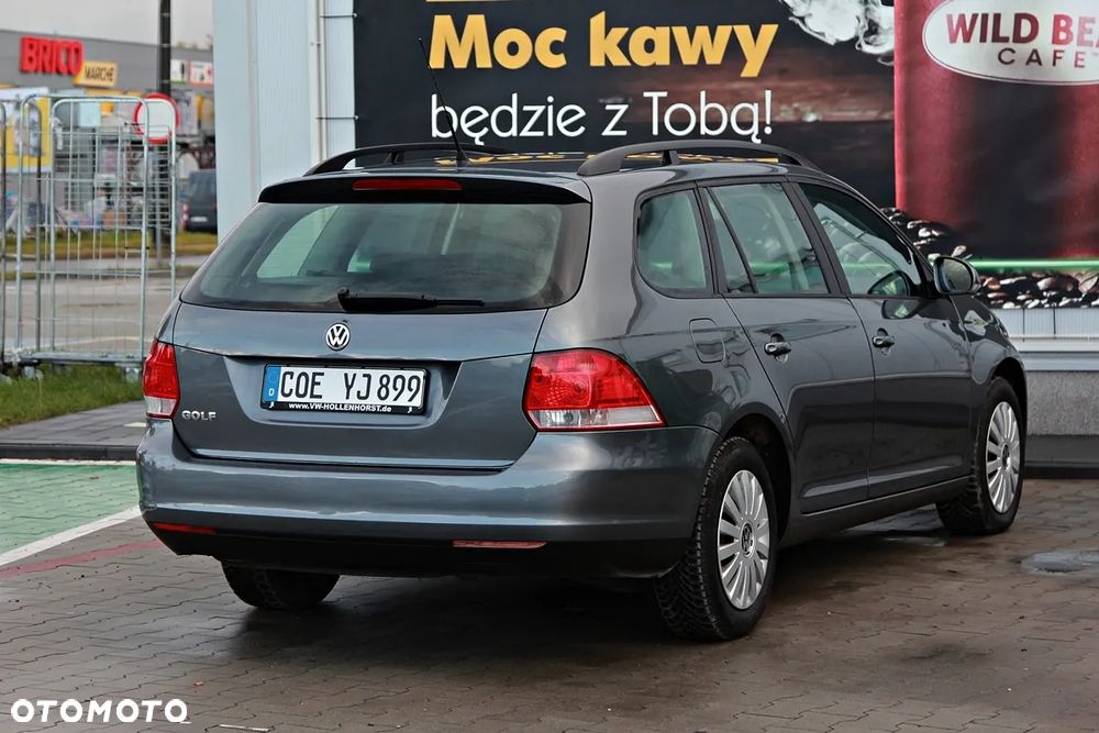 Volkswagen Golf - 5