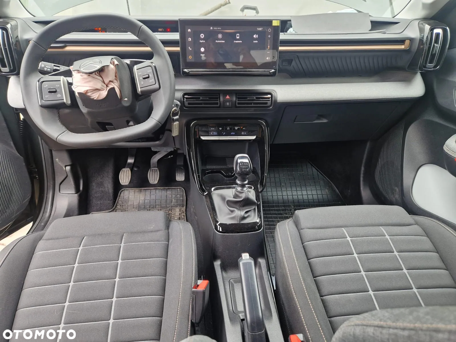 Citroën C3 Aircross 1.2 Turbo Plus S&S - 21