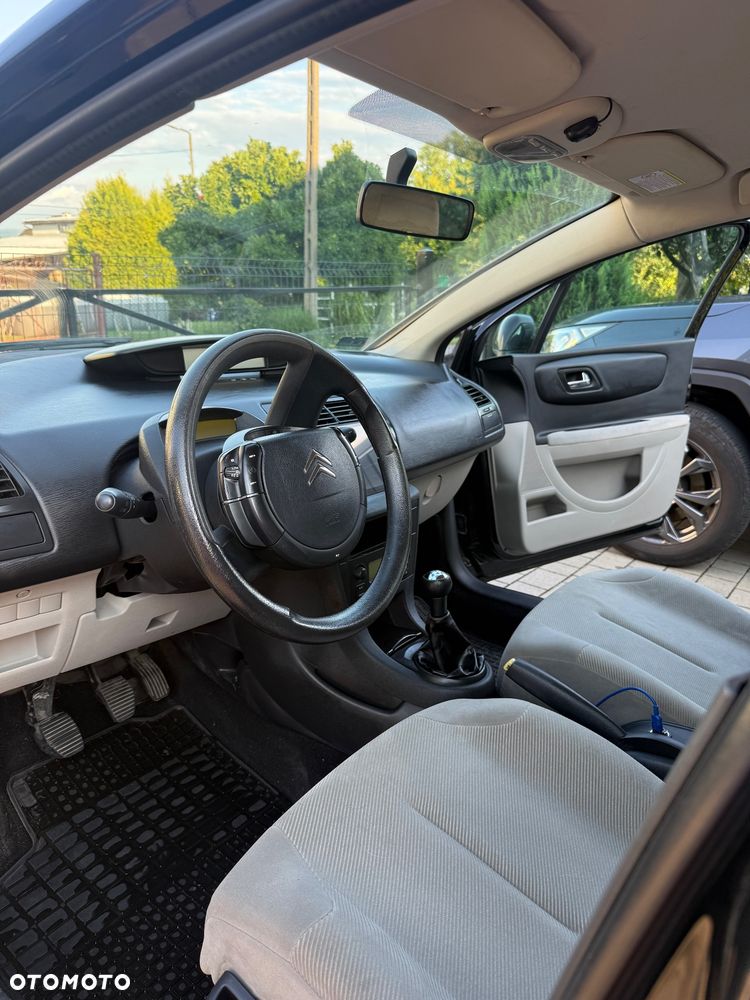 Citroën C4 - 6