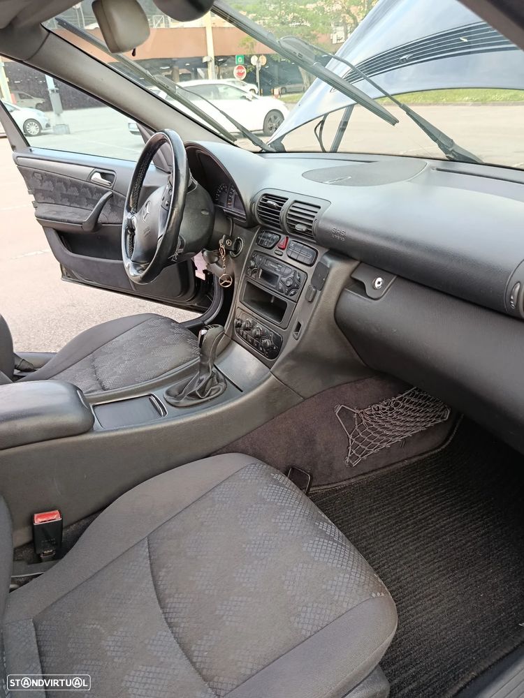Mercedes-Benz C 220 CDi Avantgarde - 15