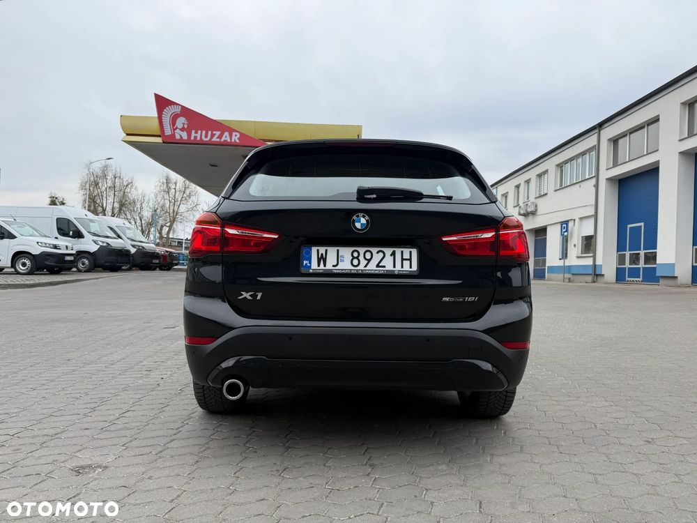 BMW X1 sDrive18i - 5