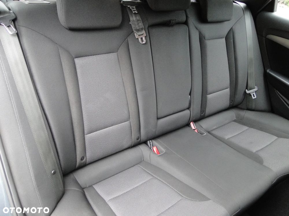 Hyundai i40 1.6 GDI Comfort + - 29