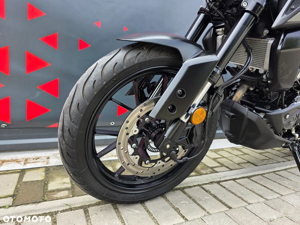 Yamaha MT - 25