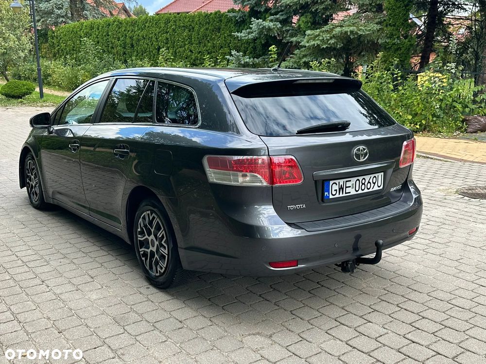 Toyota Avensis 2.0 D-4D Edition - 4