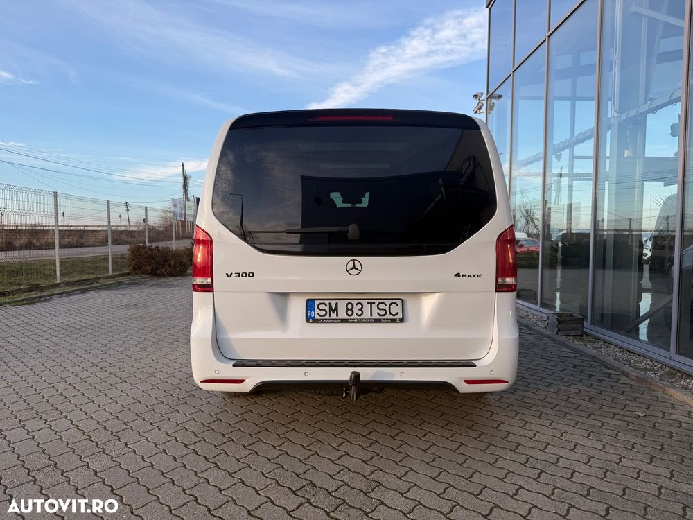Mercedes-Benz V 300 d Lang 4Matic 9G-TRONIC Exclusive - 11