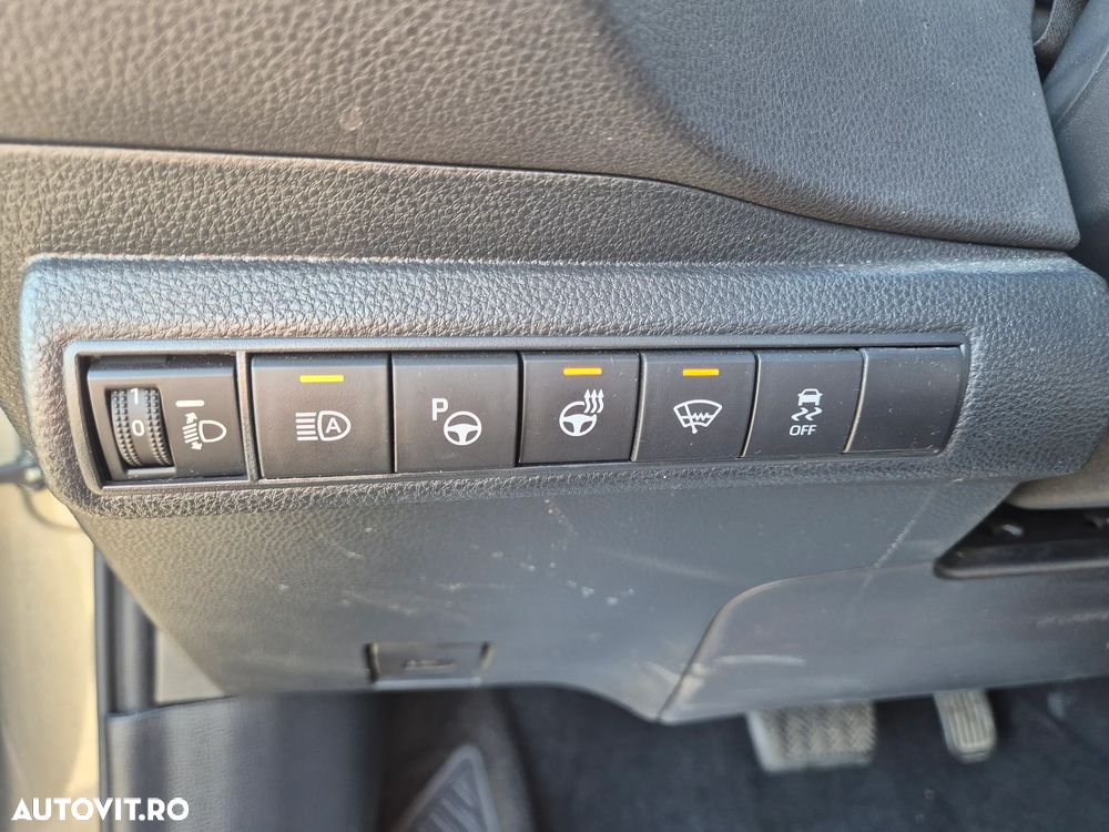 Toyota Corolla 1.8 HSD Exclusive interior Negru - 18