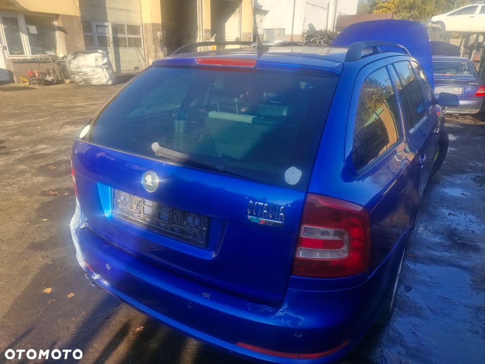 Skoda Octavia II RS (kombi): pojazd na części: maska, zderzak, drzwi, szyby, lusterka, chłodnica ... - 26