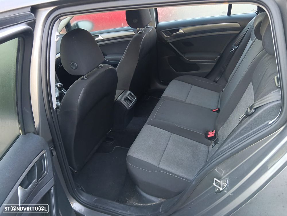 VW Golf Variant 1.6 TDi Confortline - 6