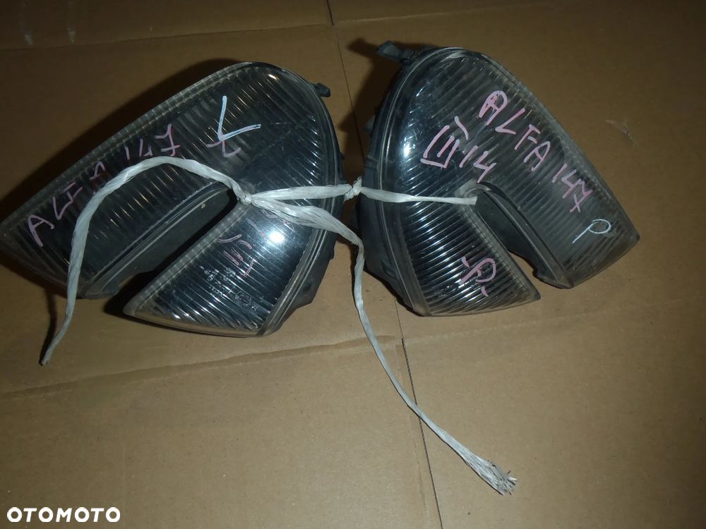kierunkowskaz kierunek lampa tył halogen alfa romeo 147 156  oryginał - 9