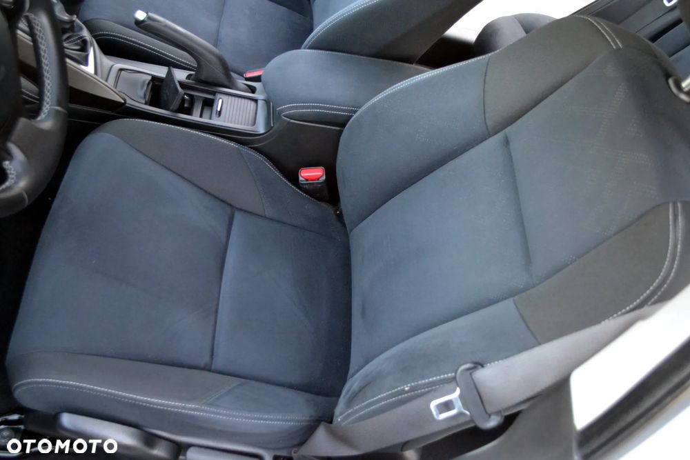 Honda Civic 1.8 i-VTEC Comfort - 20