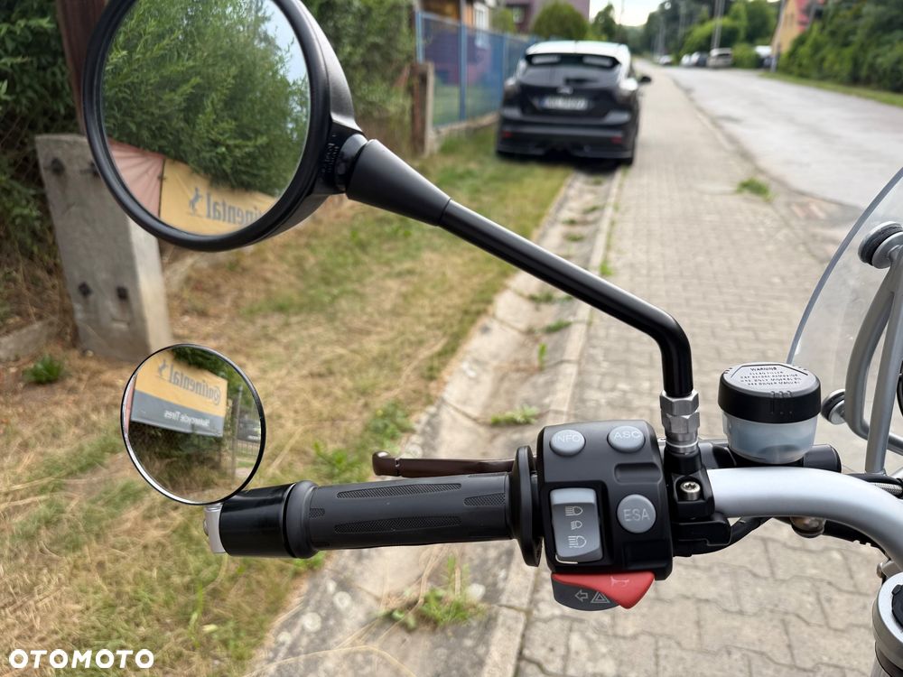 BMW R - 18