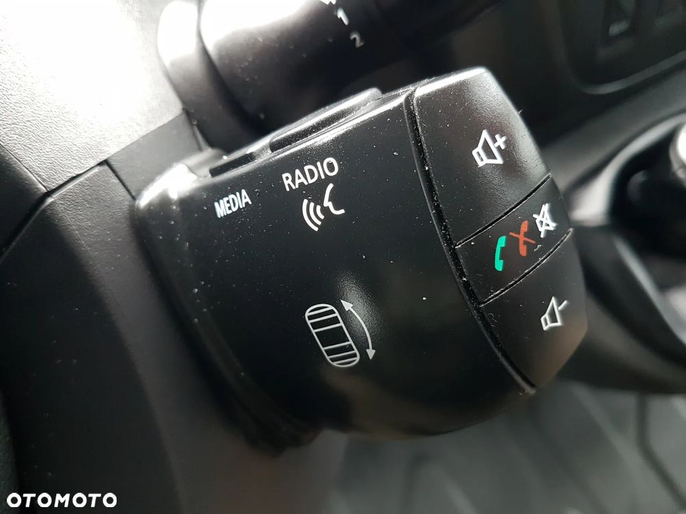 Renault MASTER CHŁODNIA AGREGAT 6EP IZOTERMA 3,33x2,11x2,00 KLIMA DMC 3500 KG MANUAL KRAJOWY - 25