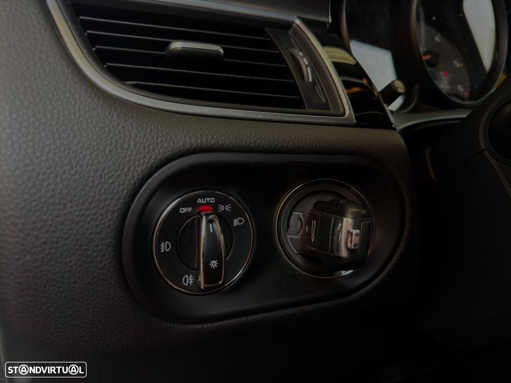 Porsche Macan S — fotografia 33