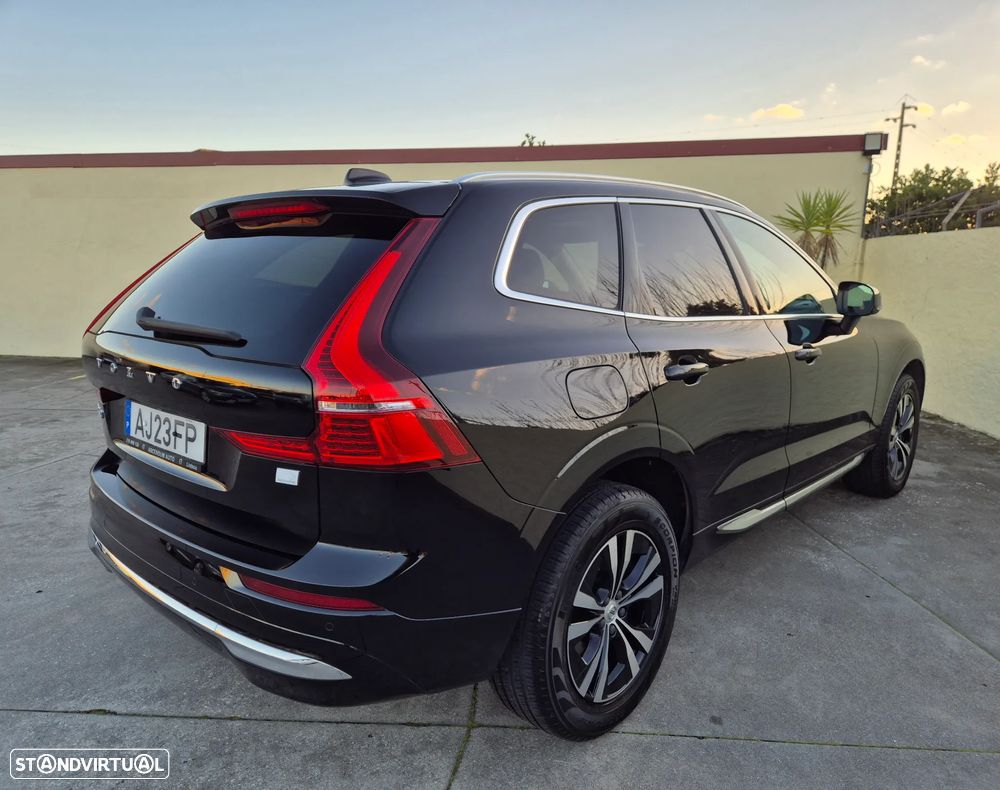 Volvo XC 60 2.0 T6 PHEV Inscription AWD - 24