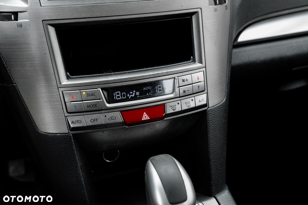 Subaru Legacy 2.0i Lineartronic Active - 30