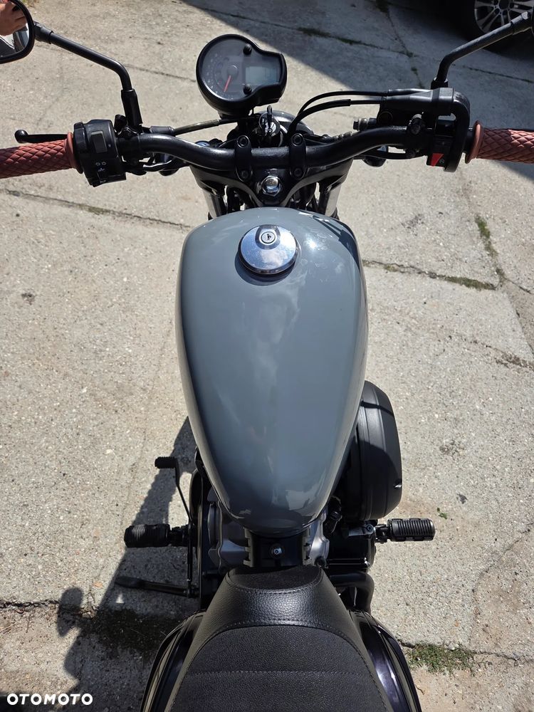 Hyosung GV - 8