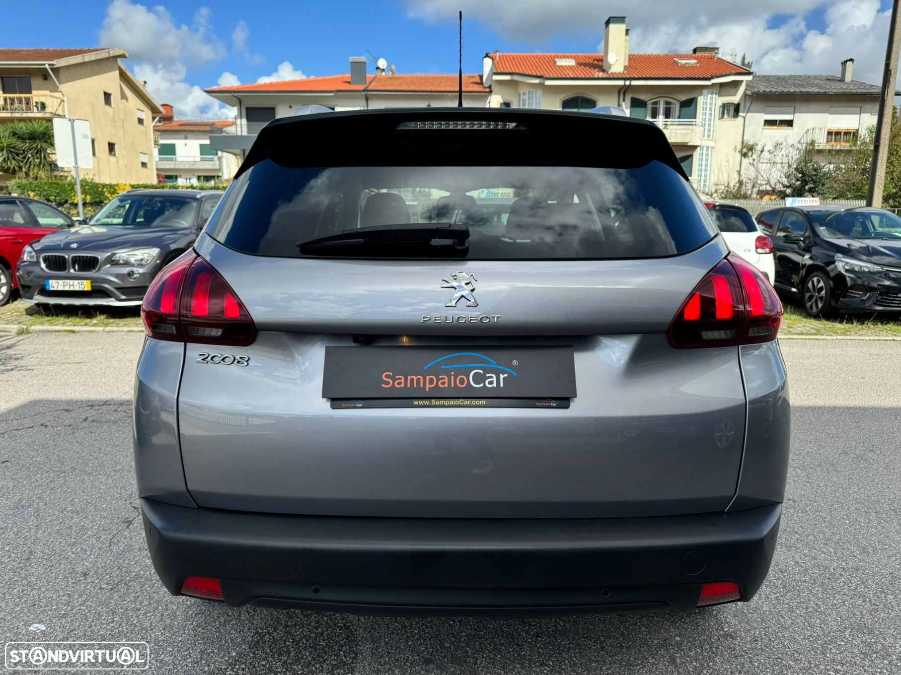 Peugeot 2008 1.5 BlueHDi Signature - 10