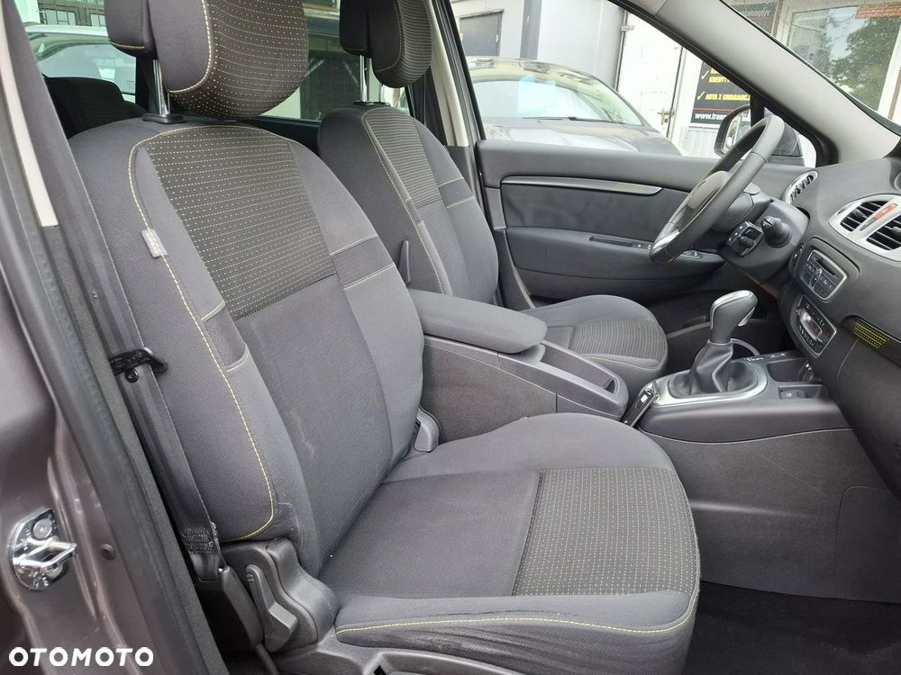 Renault Grand Scenic 2.0 16V 140 CVT Bose Edition - 20