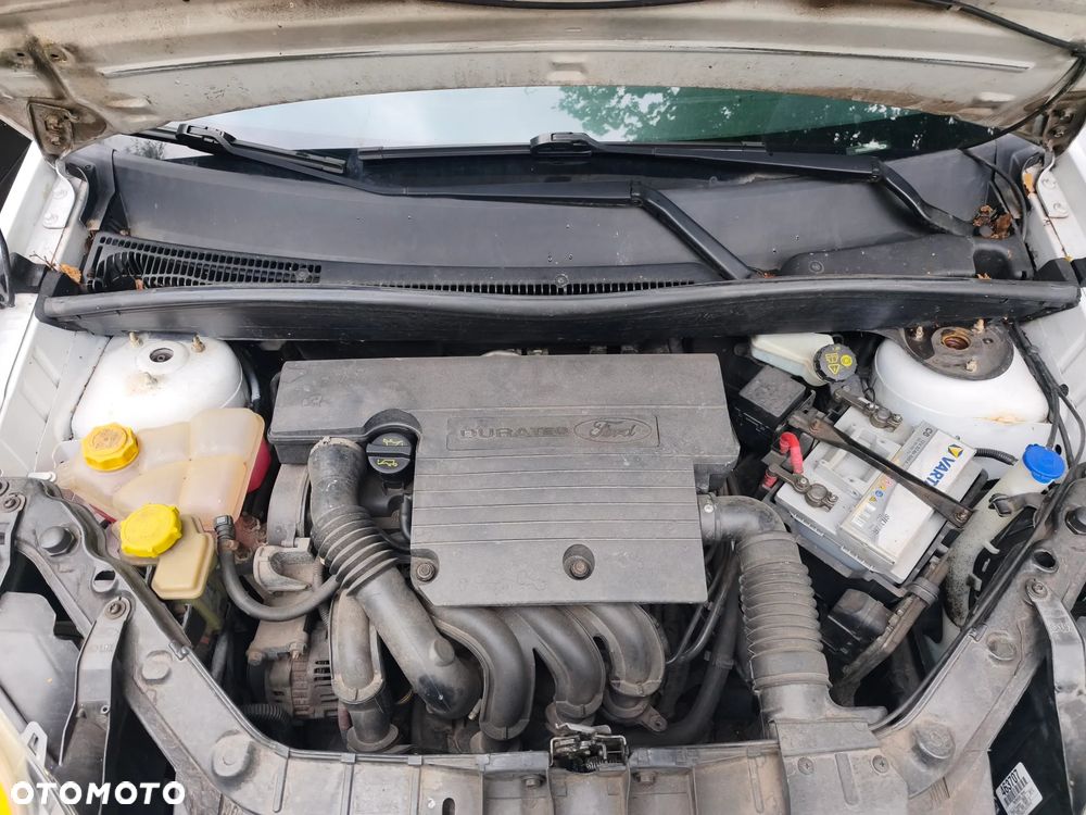 Ford Fusion 1.4 Ambiente - 16