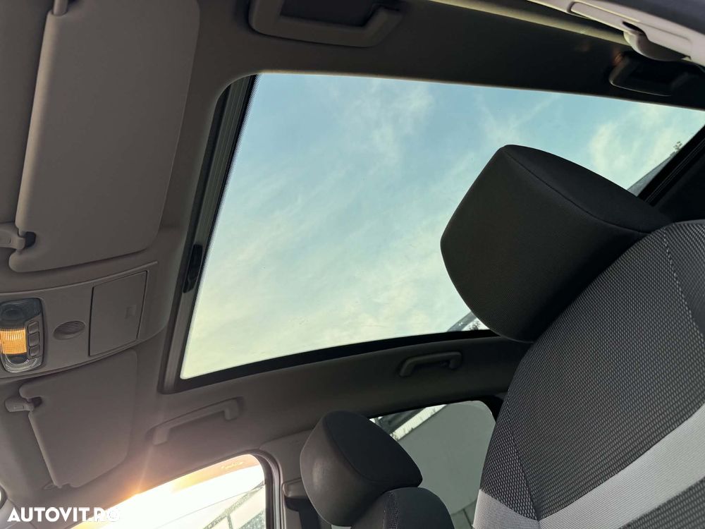 Ford Kuga 2.0 TDCi 4WD Titanium - 2