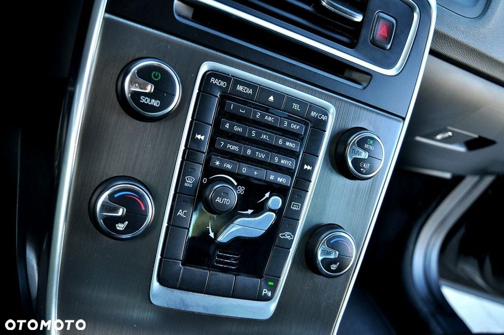 Volvo S60 D3 Geartronic Momentum - 21
