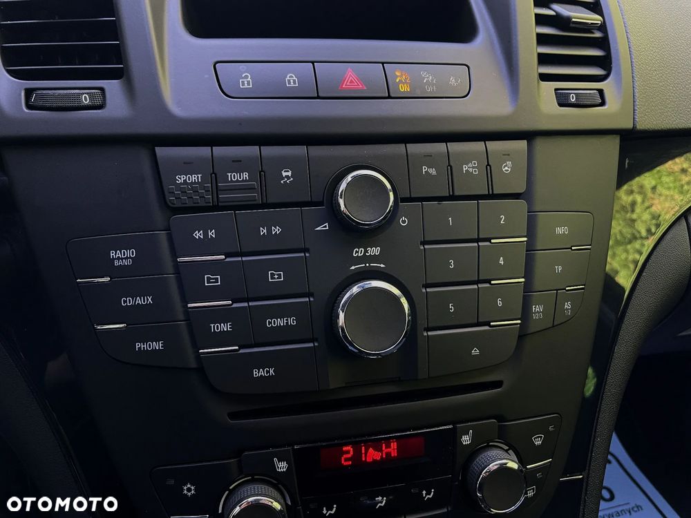 Opel Insignia 2.0 T Sport 4x4 - 27