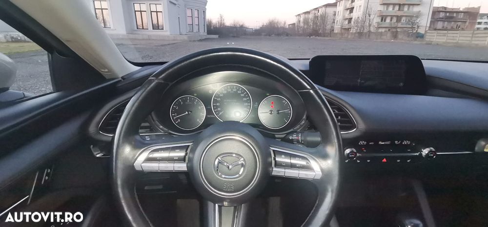 Mazda 3 e-Skyactiv X186 AT MHEV GT+ - 23