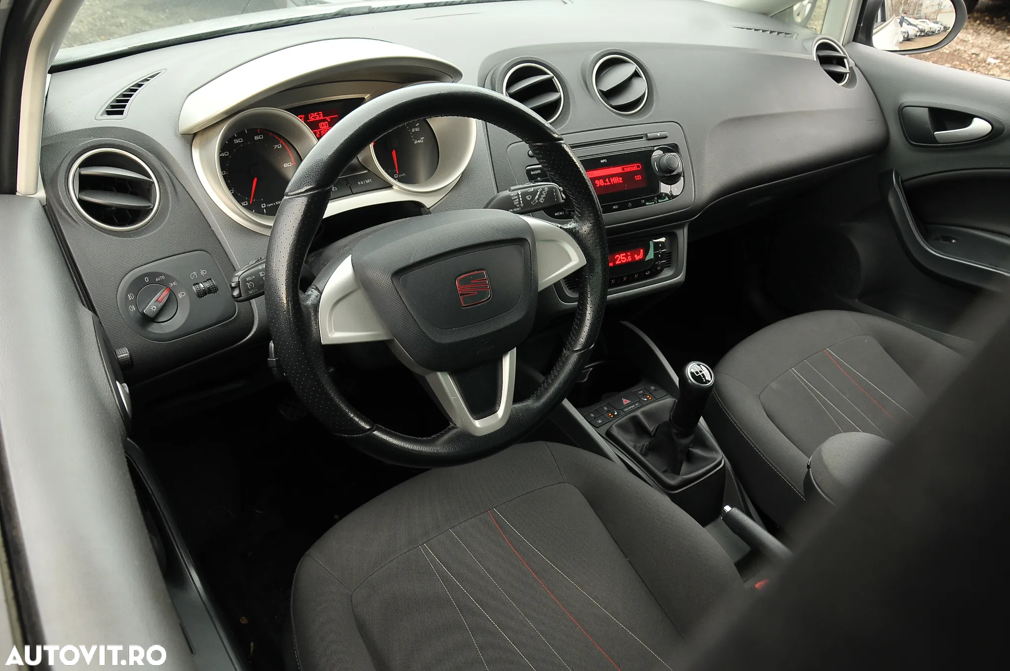 Seat Ibiza - 12