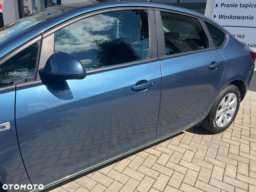 Opel Astra 1.6 Business - 8